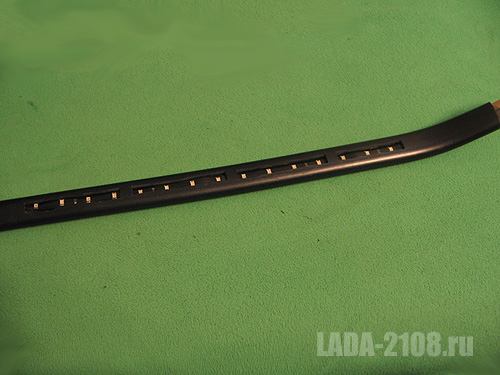 LED-лента, вмонтированная в поручень ВАЗ-2108